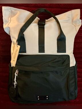 🖤NEW🖤 BearPaw Two-Tone Backpack and Computer Holder